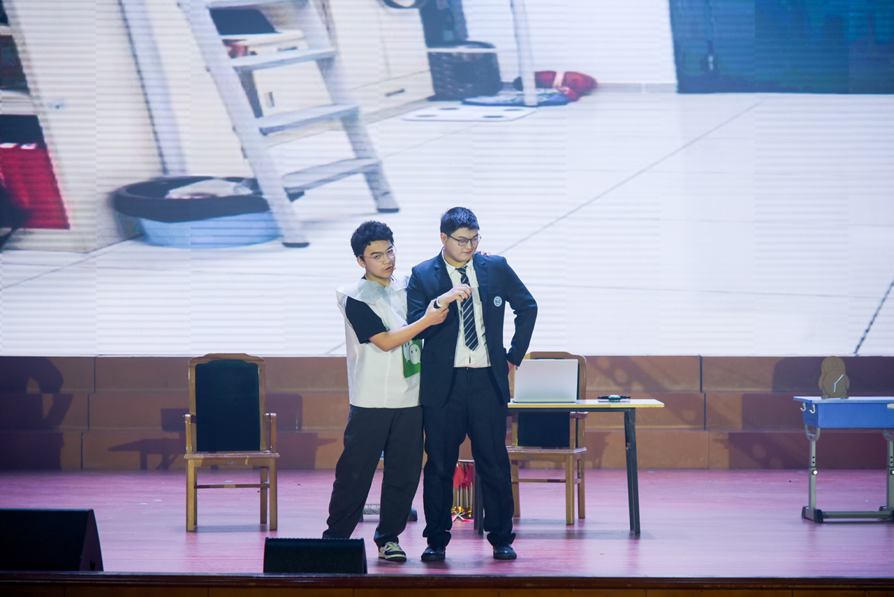 我校第十八届校园文化艺术节闭幕式暨2026年元旦文艺汇演隆重举办 我校第十八届校园文化艺术节闭幕式暨2026年元旦文艺汇演隆重举办